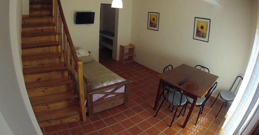 Las Avutardas Hosteria El Calafate Exterior foto